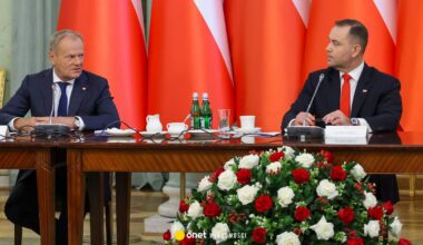 Wojna na notatki. Co się dzieje na linii Nawrocki-Tusk?