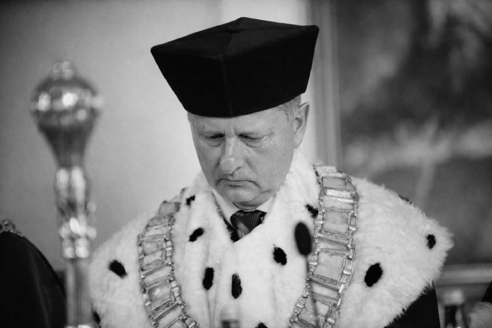 Czarno-białe zdjęcie Jacka Woźnego