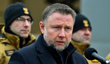 Śmierć 11-latki w Jeleniej Górze. Szef MSWiA reaguje. "Wstrząsająca tragedia"