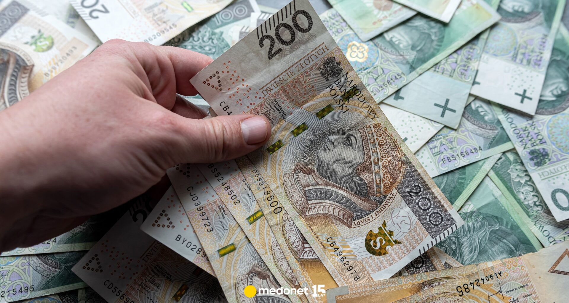 Ile naprawdę zarabiają lekarze? Nowe przepisy mogą ujawnić skalę wynagrodzeń w ochronie zdrowia