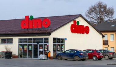 Od dzisiaj w Dino przecena na 2 zł. Wcześniej było 39,99 zł :: RMF FM