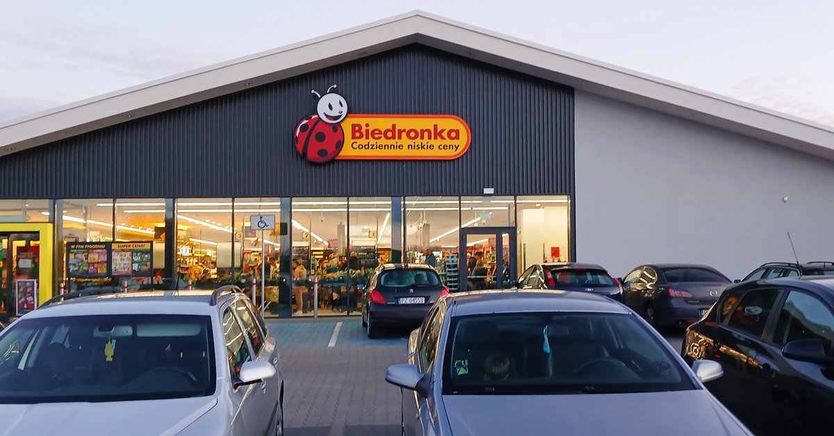 Biedronka testuje nowy system parkowania we Wrocławiu. Nawet 3,5 tys. zł kary