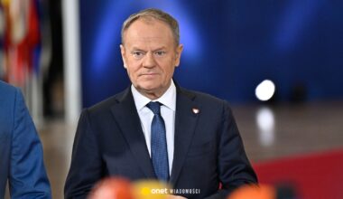 Donald Tusk w Brukseli. "Albo pieniądze dzisiaj, albo krew jutro" - Onet Wiadomości