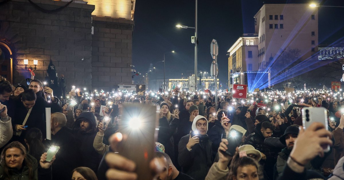 Kolejne protesty w Bułgarii. Uczestnicy chcą wcześniejszych wyborów