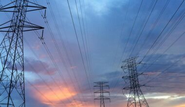 WIG i WIG20 poniżej szczytów hossy. Inwestorzy zachwyceni taryfami URE