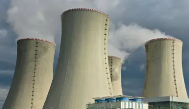 Elektrownia atomowa, zdjęcie ilustracyjne