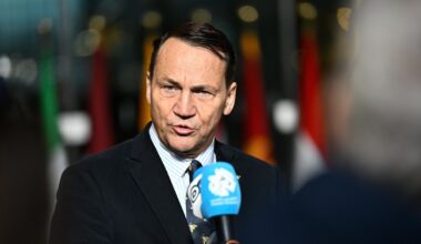 Radosław Sikorski po spotkaniu ministrów NATO. "Rada NATO-Rosja już nie istnieje"