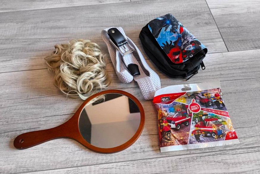 Zawartość tajemniczej paczki