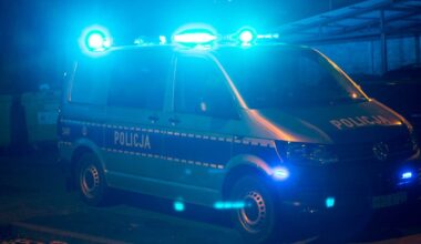 Horror na bulwarach wiślanych. Przechodzień zauważył ciało - Onet