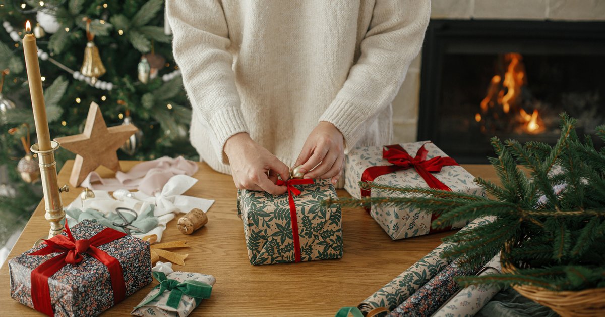 Ile Polacy wydadzą na prezenty gwiazdkowe? "1 tys. zł to za mało"