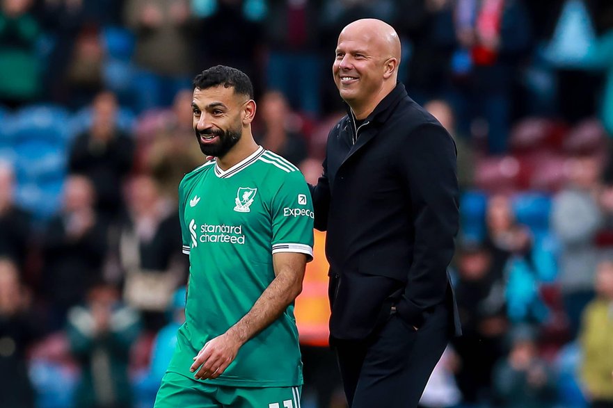 Mohamed Salah i Arne Slot we wrześniu