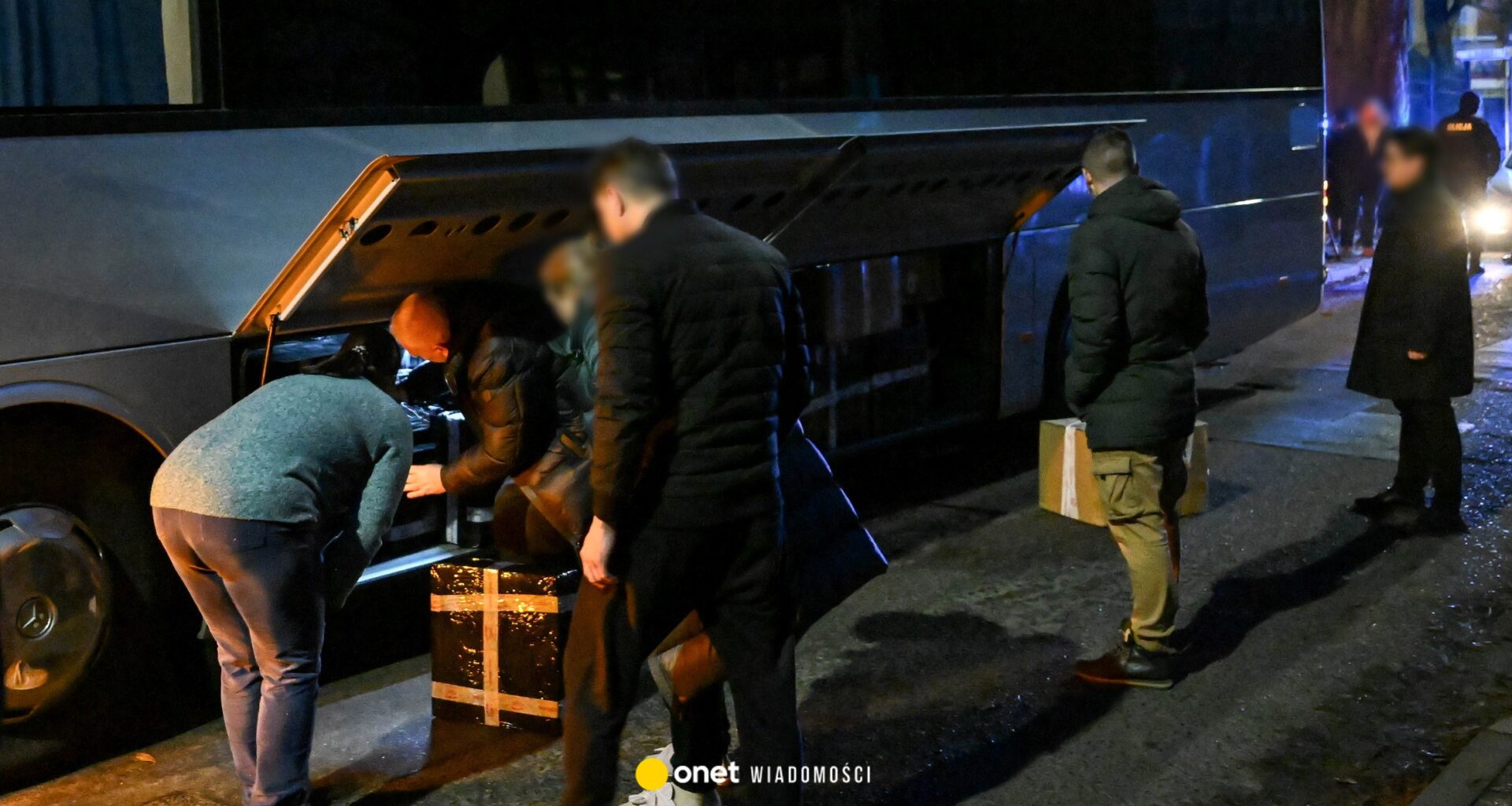 To ostatnie dni rosyjskiego konsulatu w Gdańsku. Tak pakują się dyplomaci