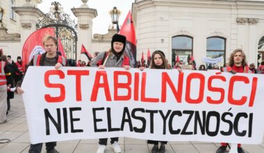 Problemy na rynku pracy. "W niektórych branżach złoty okres już minął"