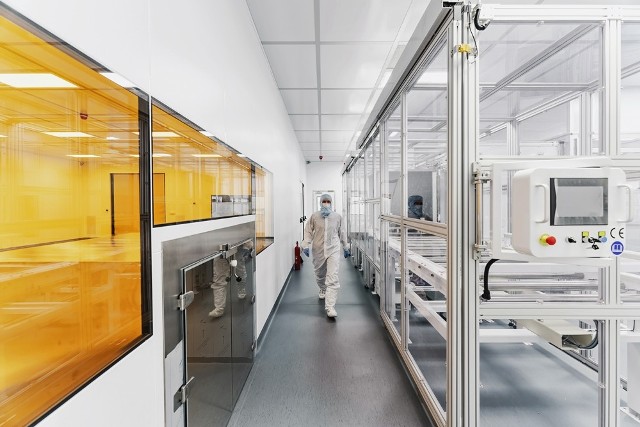 Zwrot w wojnie o perowskity. Sąd staje po stronie polskiej wynalazczyni