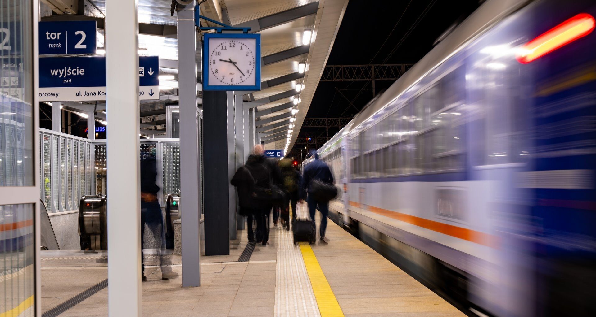 Rewolucja w rozkładzie jazdy. Połączenia wracają po 14 latach, pociągi pojadą szybciej