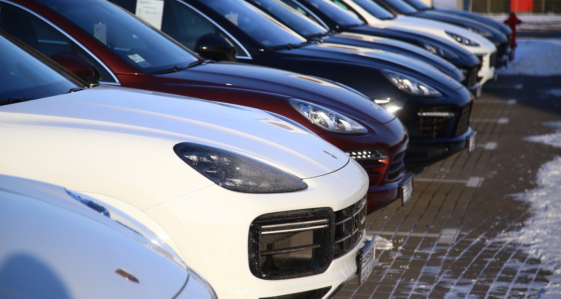 Coś bardzo niedobrego dzieje się ze sprzedażą używanych aut w Polsce