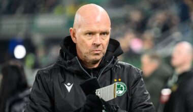 Henning Berg jako trener Legii z jej ówczesnym piłkarzem Inakim Astizem przed meczem z Celtikiem w el. LM w 2014 r.