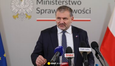 Waldemar Żurek o decyzji w sprawie Zbigniewa Ziobry. "To jest normalne"