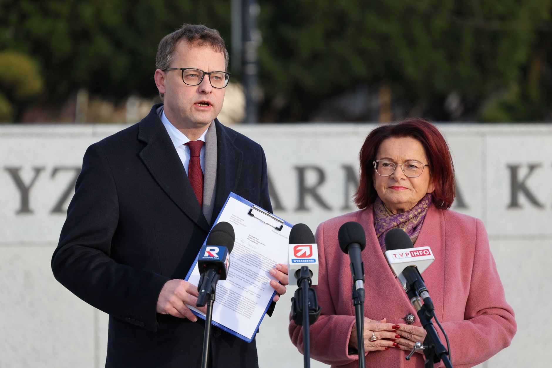 Marcin Romanowski oraz Maria Kurowska