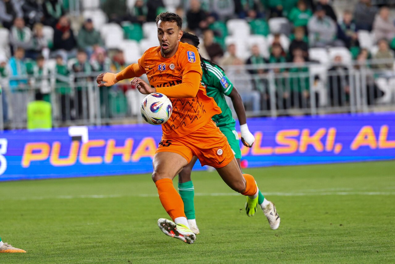 Transfery. Raków ściąga napastnika, ale... wciąż może go stracić