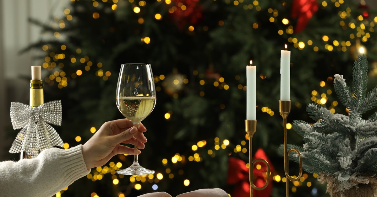 Alkohol w Wigilię? Polacy zdradzili, co o tym myślą [SONDAŻ] - Onet