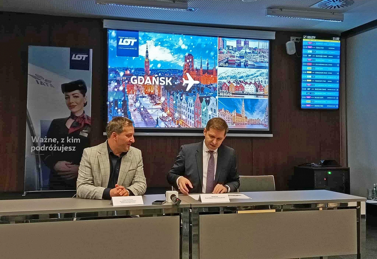 LOT uruchomi 3 nowe trasy z Gdańska i zbazuje tam samolot