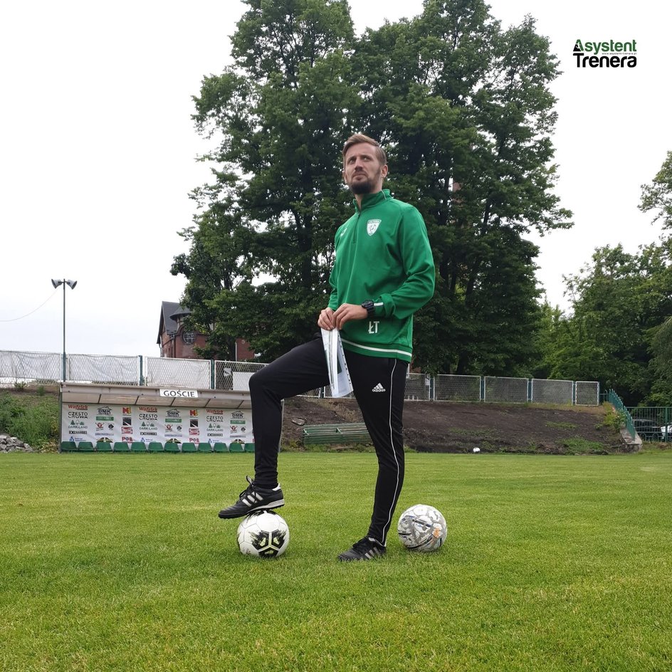 Łukasz Tomczyk w sześć lat zaliczył awans z siódmego poziomu rozgrywkowego aż do Ekstraklasy