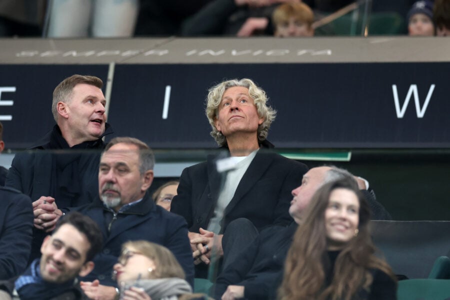 Dariusz Mioduski i Marcin Herra na meczu Legii Warszawa ze Spartą Praga