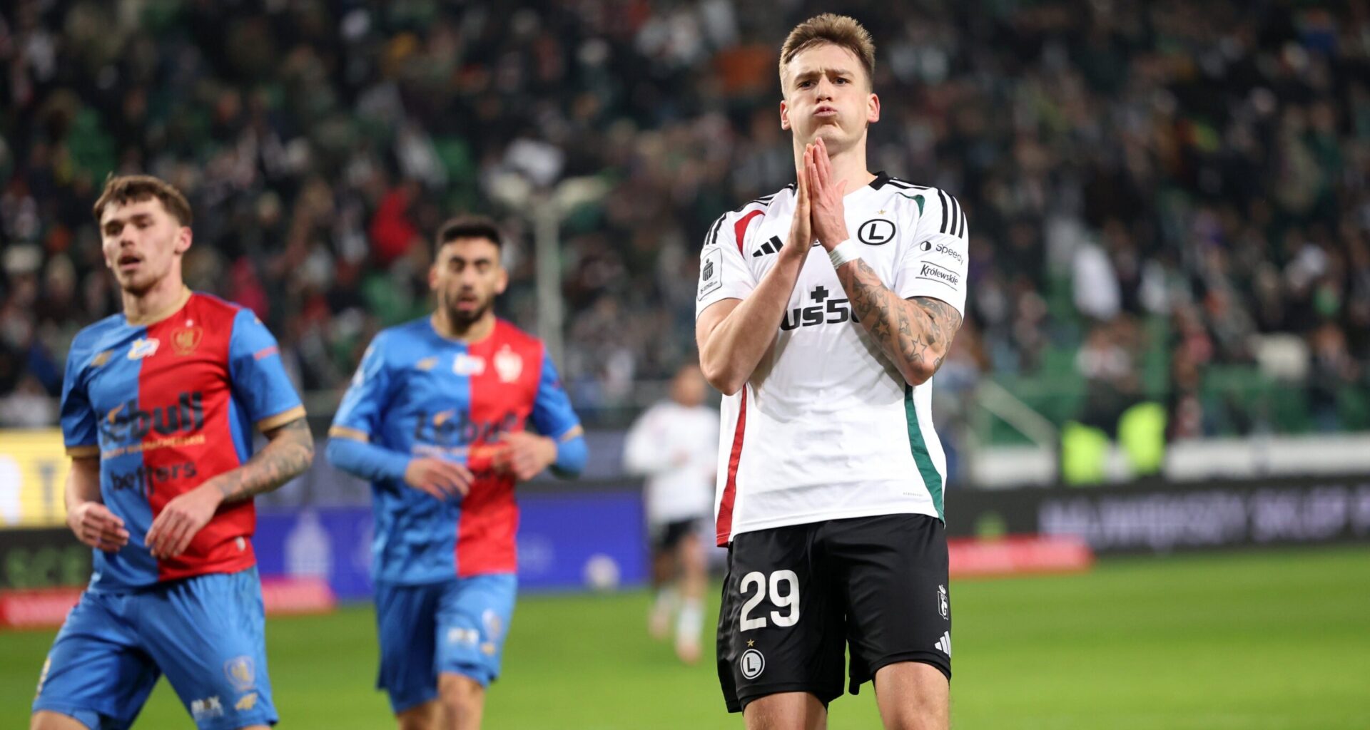 Niebywałe pudło Rajovicia. Kibice go wygwizdali [WIDEO]