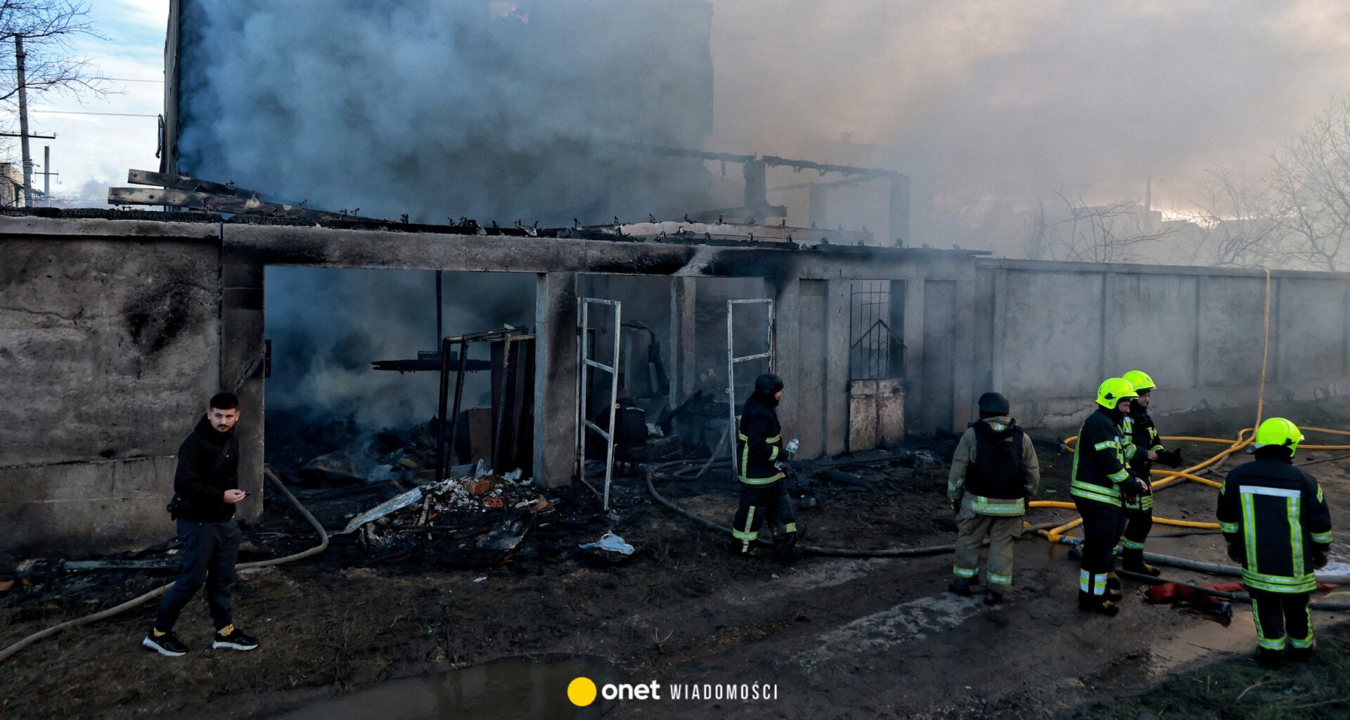 Zmasowany atak rosyjskich dronów w Ukrainie. Wybuchły pożary, jest wielu rannych