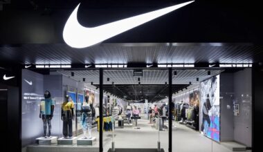 Buty i bluzy NIKE za połowę ceny! Nowa! Wielka wyprzedaż NIKE!