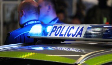 Napaść na hiszpańskich kibiców na S8. Wśród zatrzymanych funkcjonariuszka Służby Więziennej - Onet