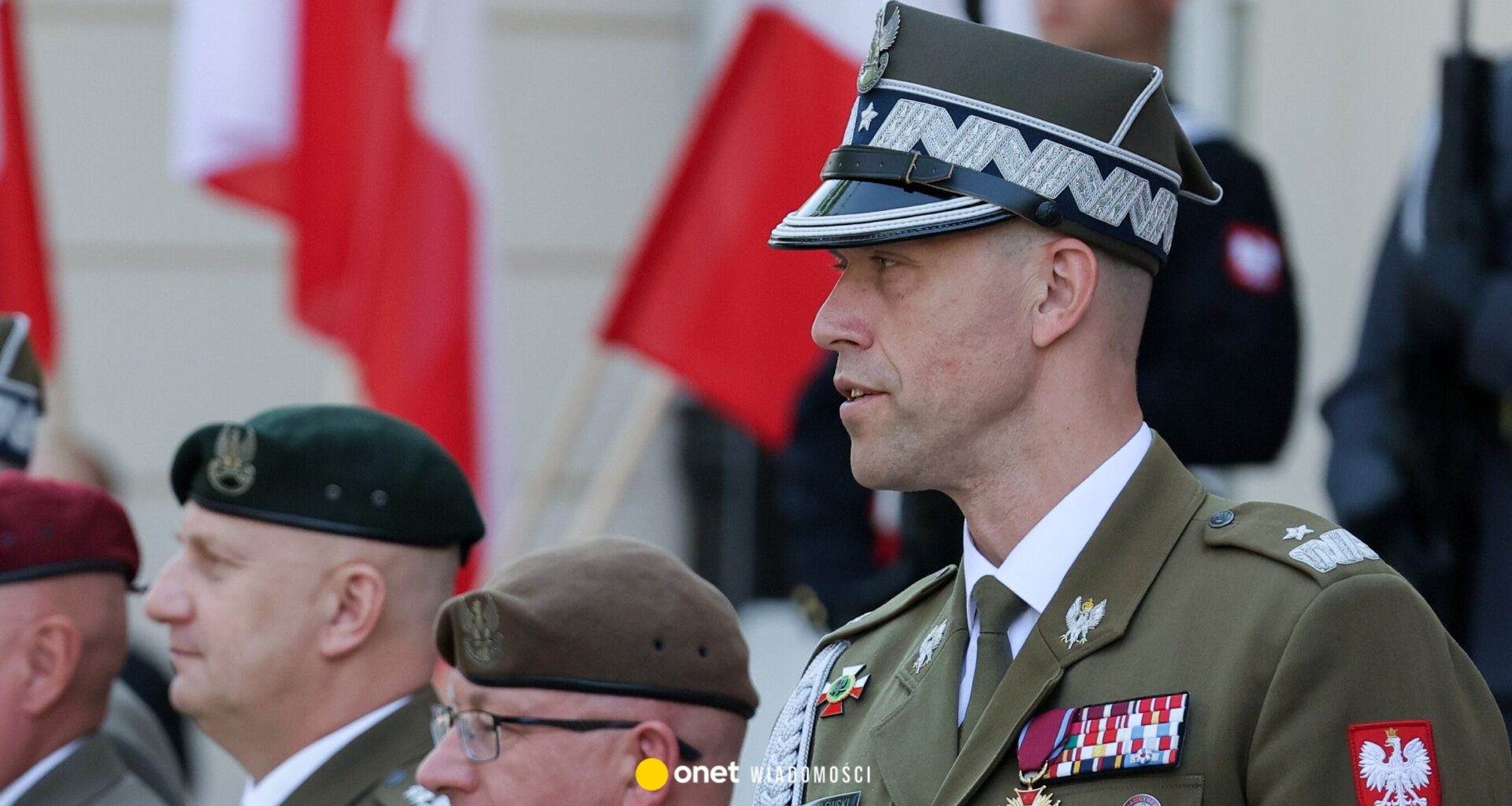 "Fronty Wojny". Setki tysięcy ataków dziennie. Generał ujawnia, jak Polska się broni