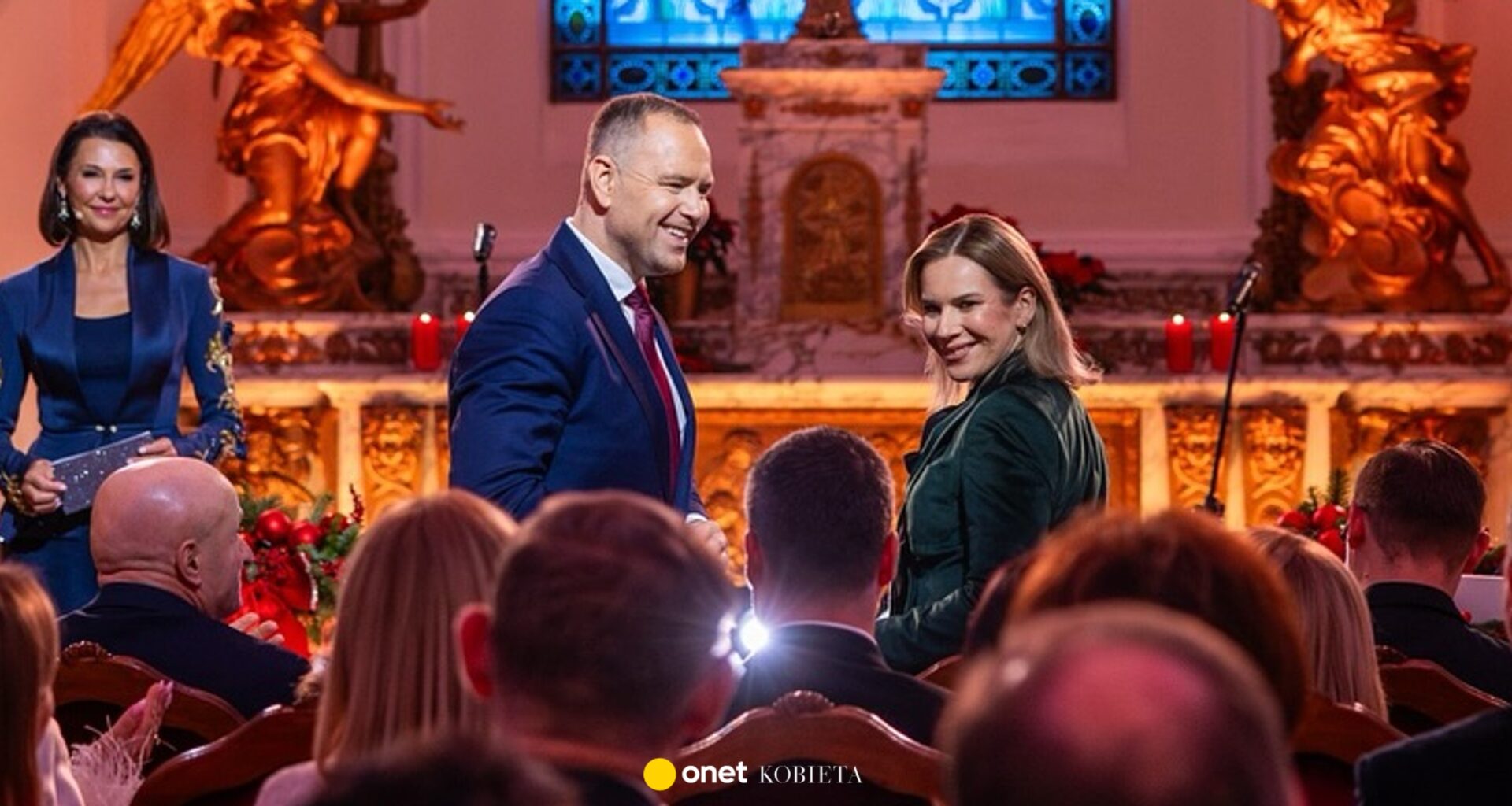 Marta Nawrocka w świątecznej stylizacji. Ekspert: synonim elegancji