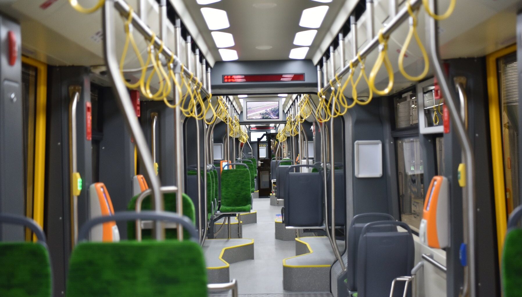 MPK odebrało komplet nowych, dwukierunkowych tramwajów Gamma