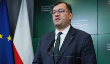 Sklepy Carrefour w rękach rolników? Stefan Krajewski zapowiada kroki