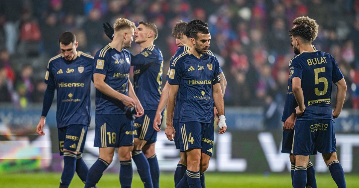 Rywale Lecha w rozsypce. Jedynym wygranym jest 18-latek z Polski