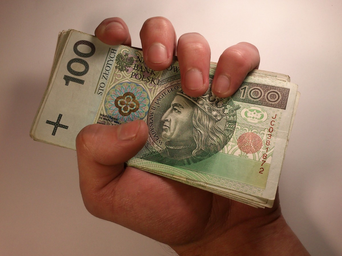 Budżet wraca do Sejmu, ale pieniądze dla służb bez zmian