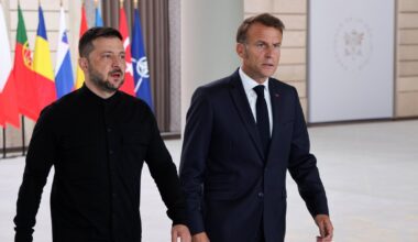 Wołodymyr Zełenski i Emmanuel Macron