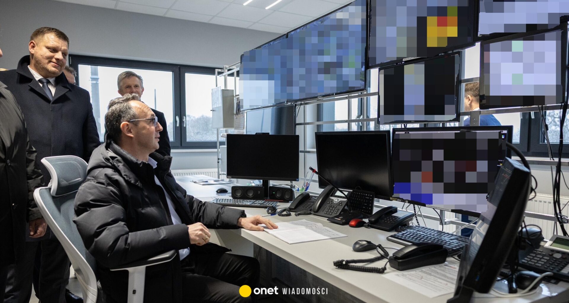 Minister Infrastruktury z PSL jednym zdjęciem wywołał burzę. "Bardzo dziecinne"