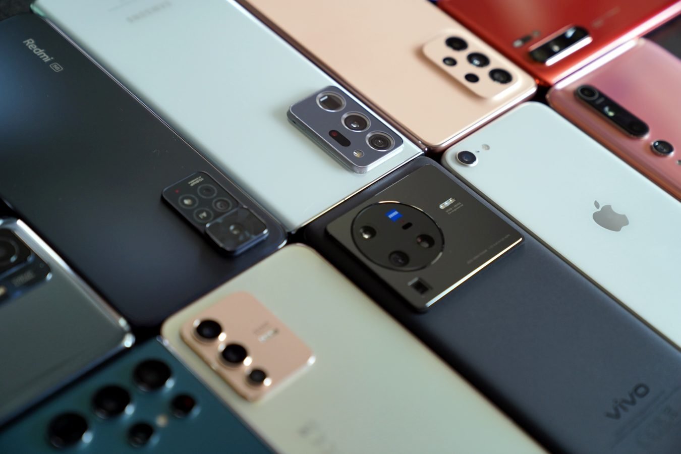 Zmieniłem smartfon. Co raz mniej widzę w tym sensu