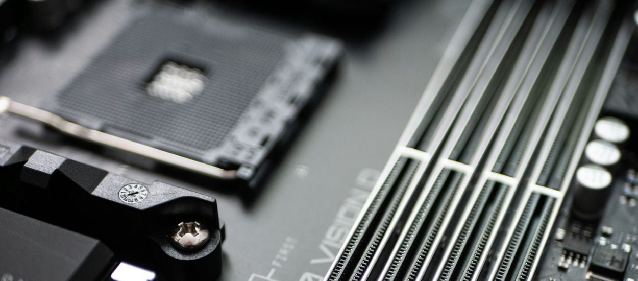 Ta jedna rzecz w Windows 11 zżera mnóstwo RAM-u. Oto dlaczego