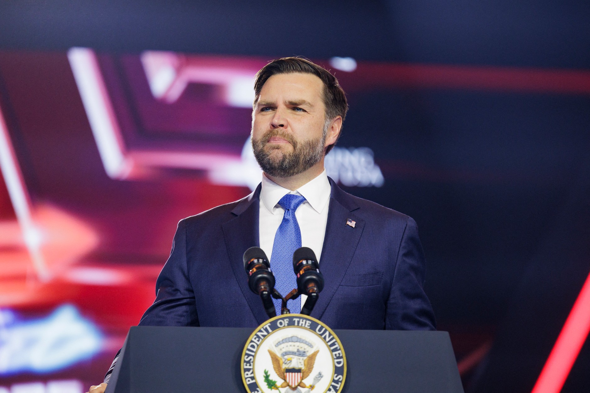 Wiceprezydent JD Vance przemawia ostatniego dnia corocznej konferencji AmericaFest organizowanej przez Turning Point USA w Phoenix Convention Center, USA, 21 grudnia 2025 r.