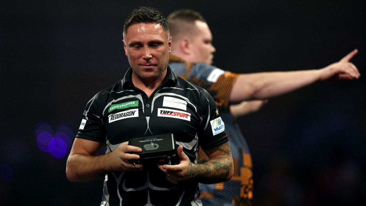 Sensacja na MŚ w darcie! Gerwyn Price przegrał z Wesleyem Plaisierem - sport.tvp.pl