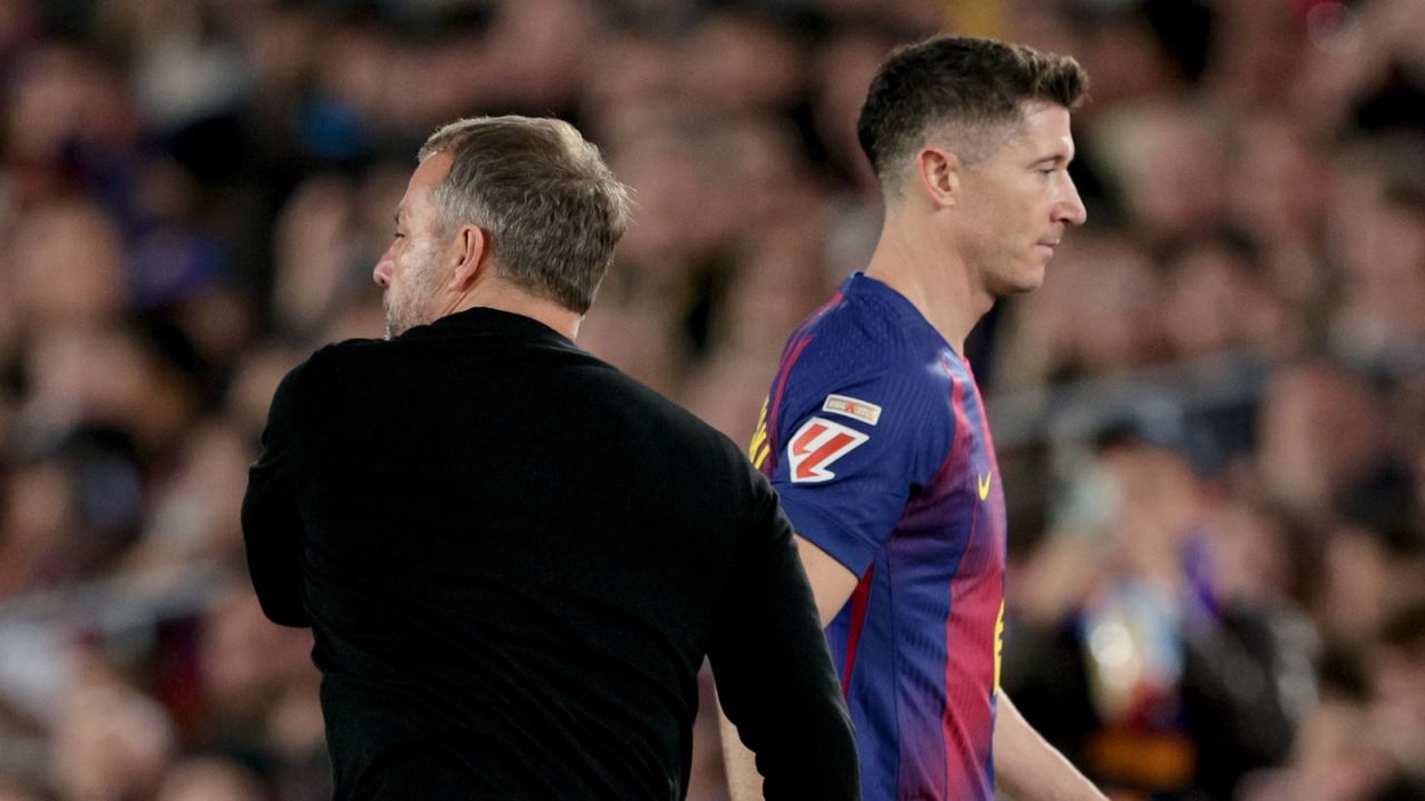 Robert Lewandowski zimą trafi do Milanu? Otoczenie kapitana reprezentacji Polski szybko dementuje medialne pogłoski - sport.tvp.pl