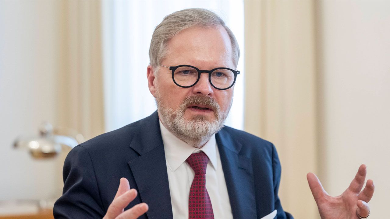 „Stracą godność i szacunek”. Ostre słowa po decyzji Czech w sprawie Ukrainy - TVP Info