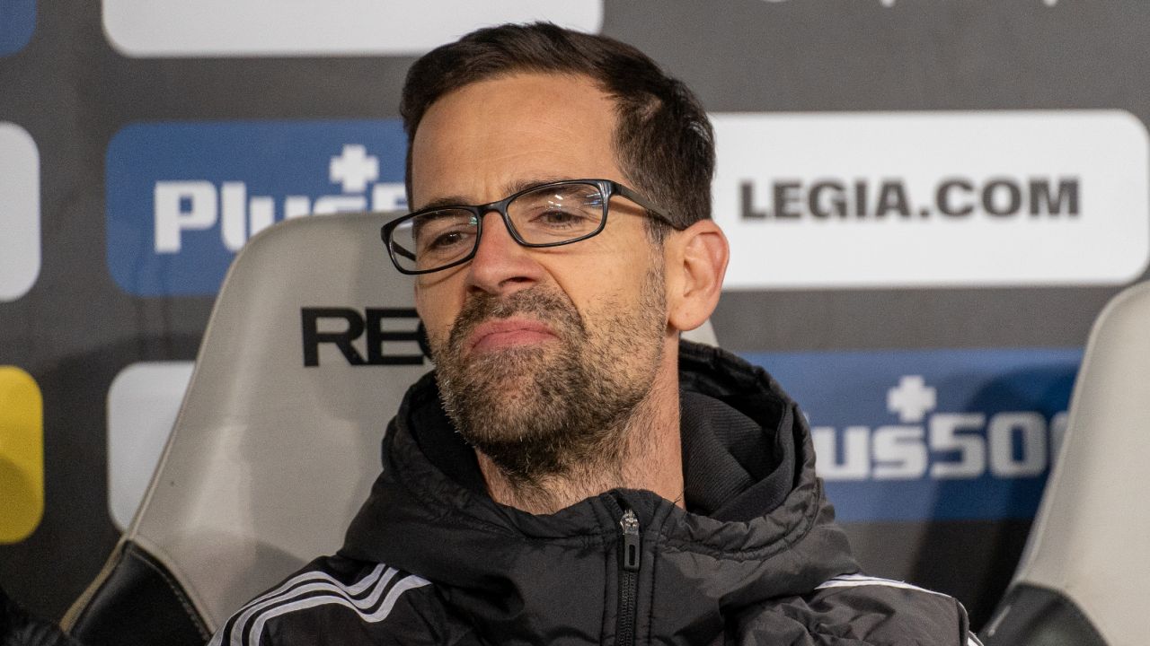 Inaki Astiz wyrówna rekord trenerów Legii Warszawa? Wszystko zależy od spotkania w Lidze Konferencji - sport.tvp.pl