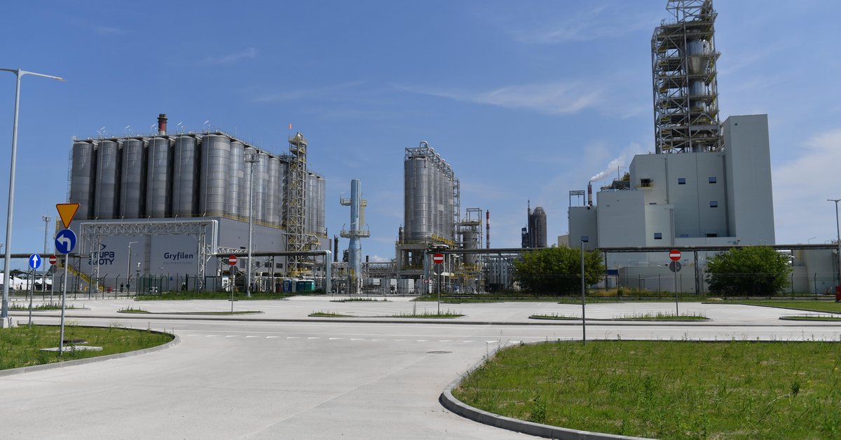 Polimery Police bez wypłat przed świętami. Pracownicy alarmują o problemach