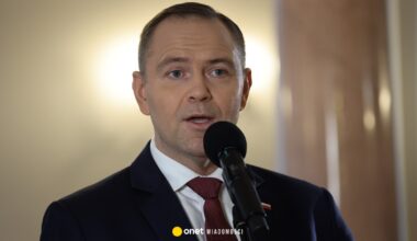 Karol Nawrocki wetuje kolejne ustawy. Politycy komentują decyzję prezydenta