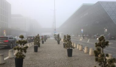 Mgła na lotnisku w Krakowie-Balicach